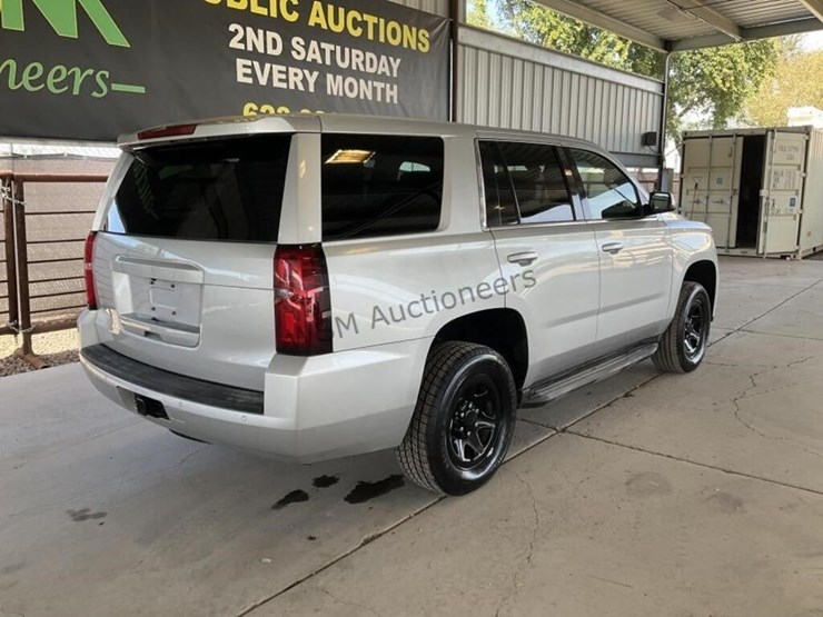2015-chevrolet-tahoe-image-7