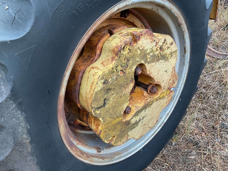 minneapolis-moline-g705-image-9