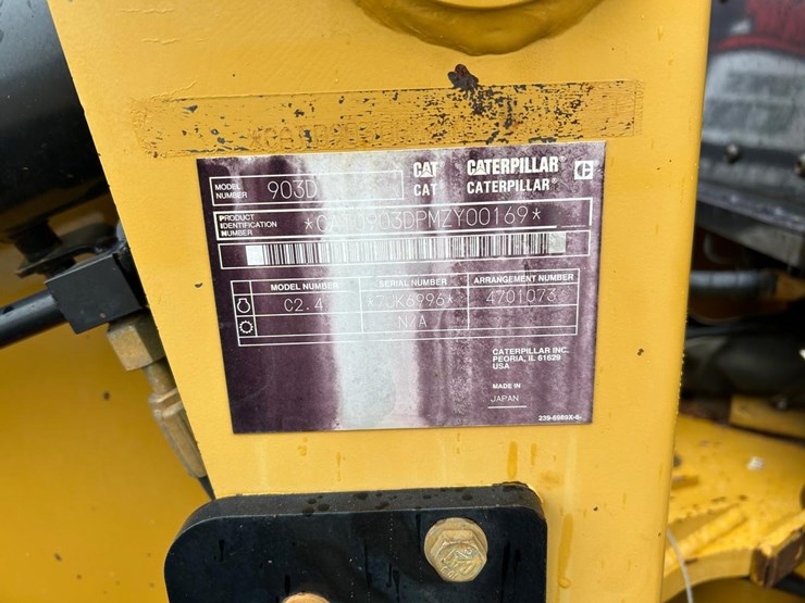 caterpillar-903d-image-22