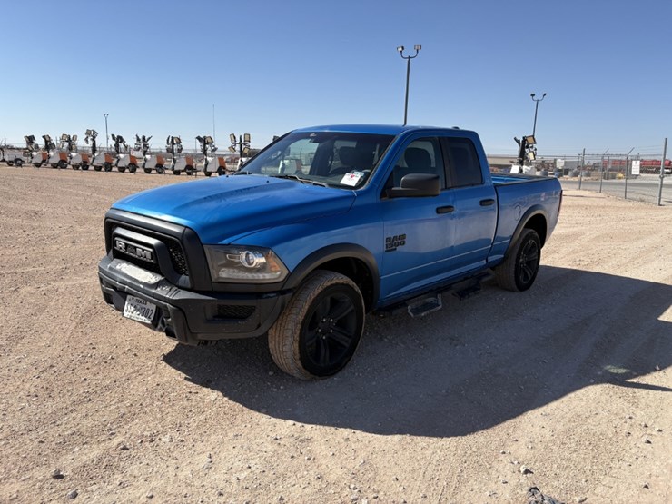 2021-ram-1500-classic-image-2