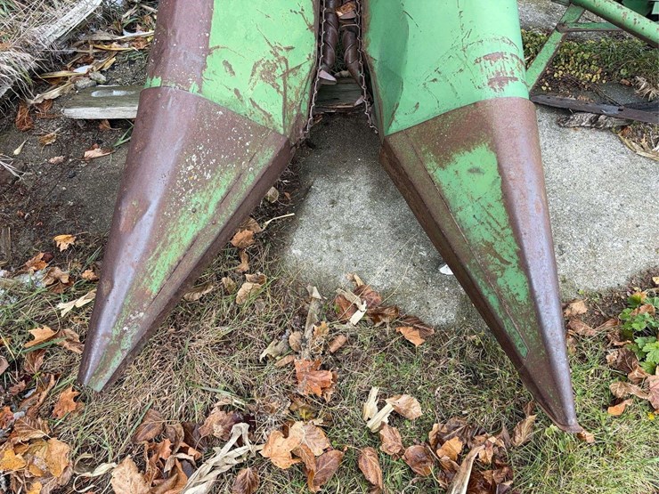 john-deere-no.8-image-11