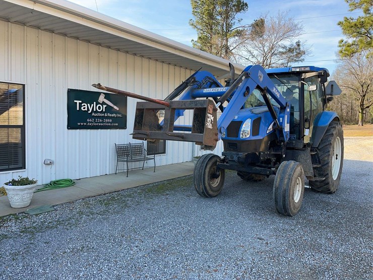 new-holland-ts100a-image-3