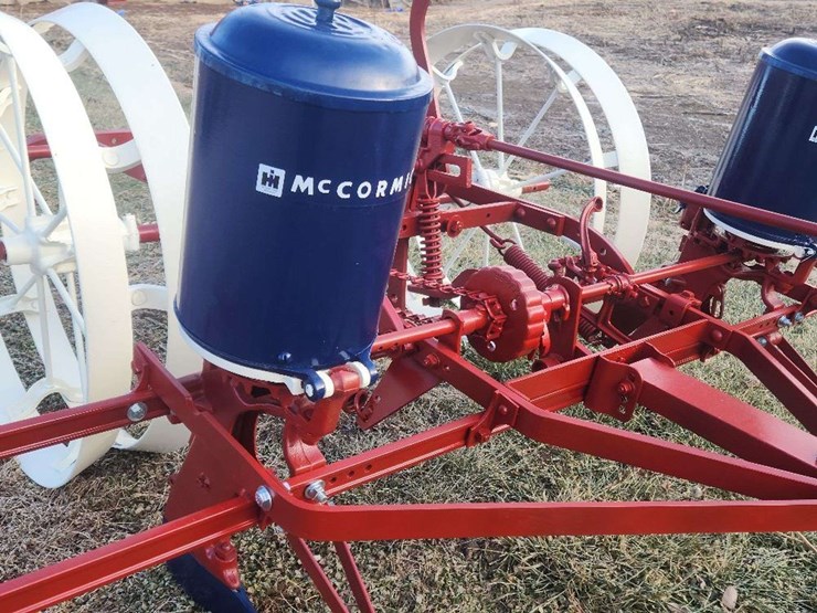 international-241-image-8