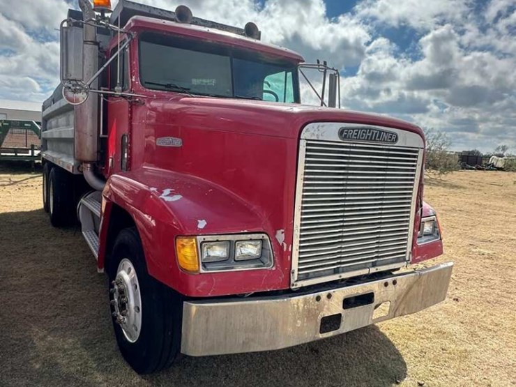 1992-freightliner-fld120-image-3