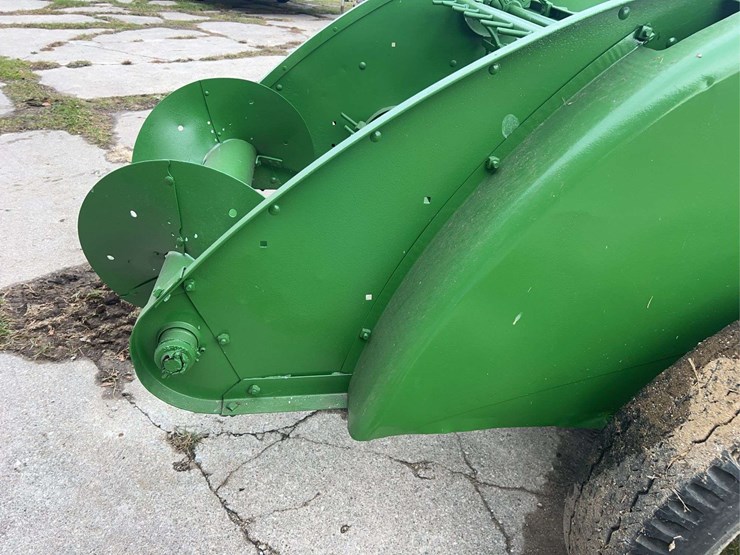 john-deere-model-h-manure-spreader-image-17