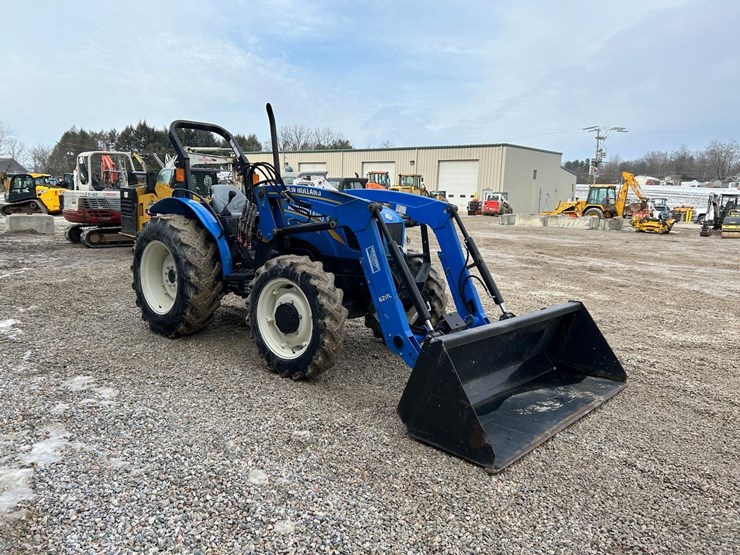 2017-new-holland-workmaster-60-image-6