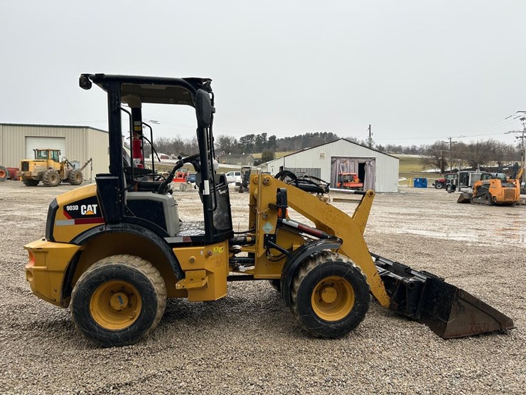 caterpillar-903d-image-5