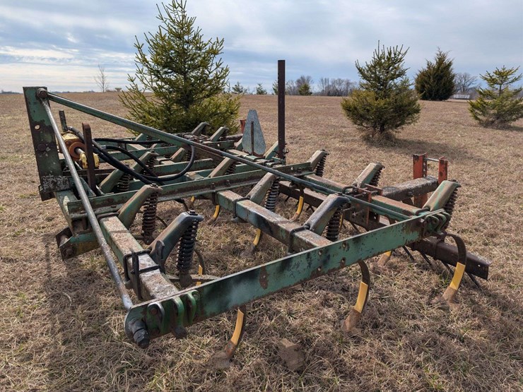 john-deere-10-image-4