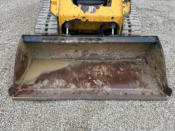 2019-caterpillar-279d3-image-9