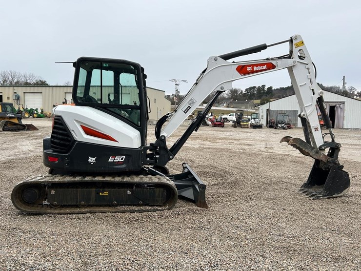 2023-bobcat-e50-image-5