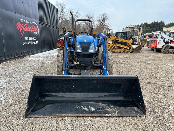 2017-new-holland-workmaster-60-image-7