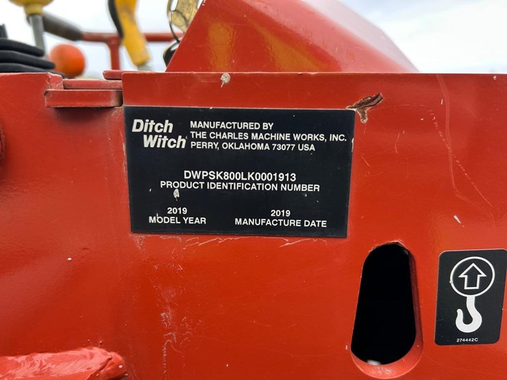 2019-ditch-witch-sk800-image-21