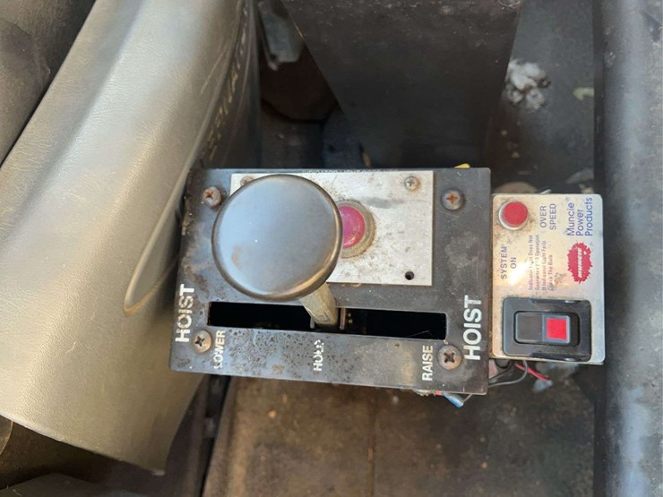 2005-international-durastar-4300-image-19