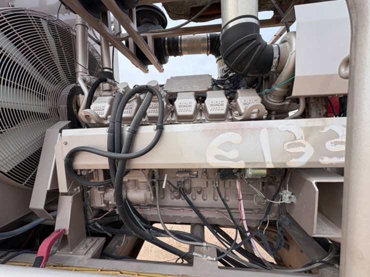 spm-qws1000s-quintuplex-10k-wp-acid-pumper-mtd-on-2008-mertz-t/a-trailer-image-15