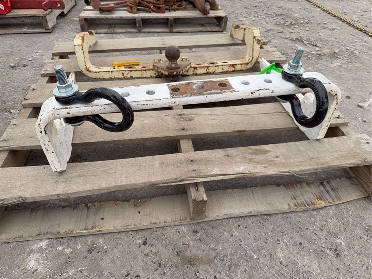 (2)-international-fast-hitch-image-6