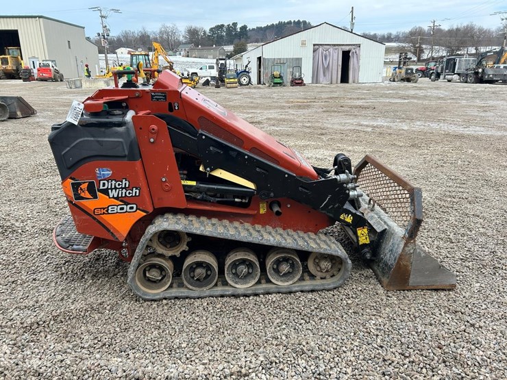 2019-ditch-witch-sk800-image-5