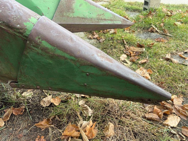 john-deere-no.8-image-14