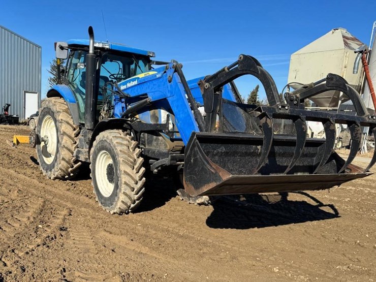 2010-new-holland-t7050-image-4