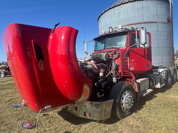2012-peterbilt-386-image-63