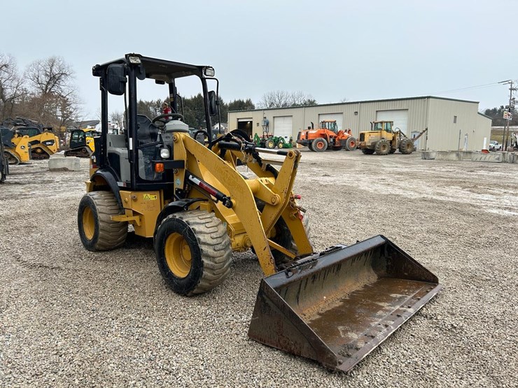 caterpillar-903d-image-6