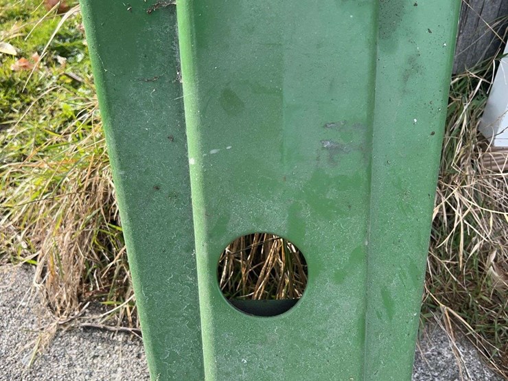 john-deere-model-h-hood-and-grille-panels-image-18