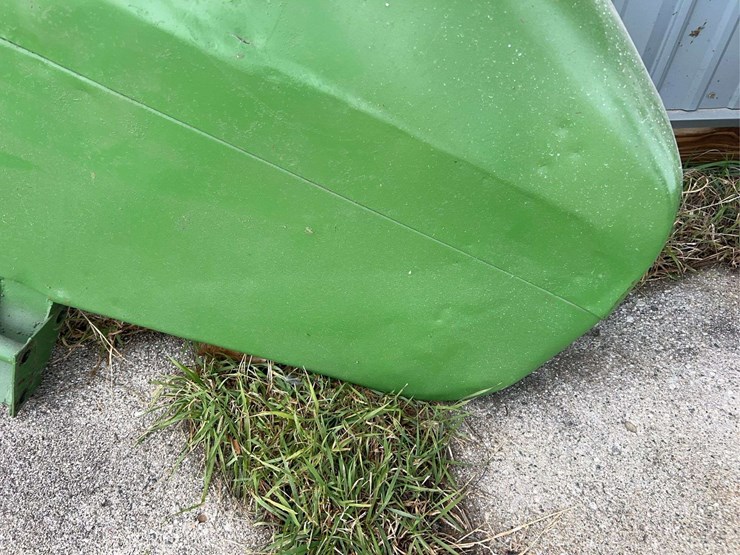 john-deere-model-h-fenders-and-brackets-image-17