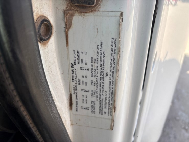 2017-international-prostar-image-7