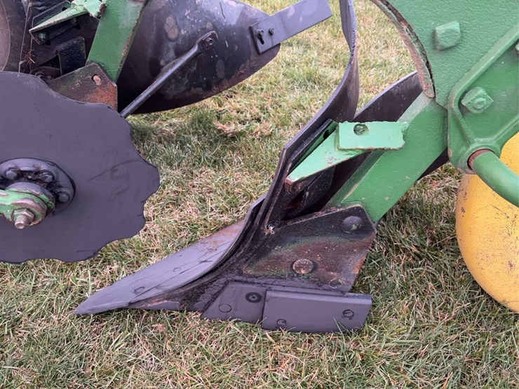 john-deere-14-image-31