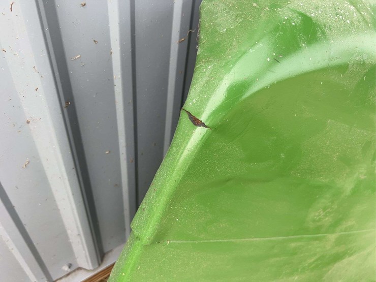 john-deere-model-h-fenders-and-brackets-image-14