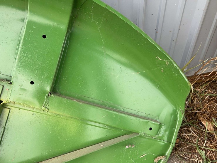 john-deere-model-h-fenders-and-brackets-image-10