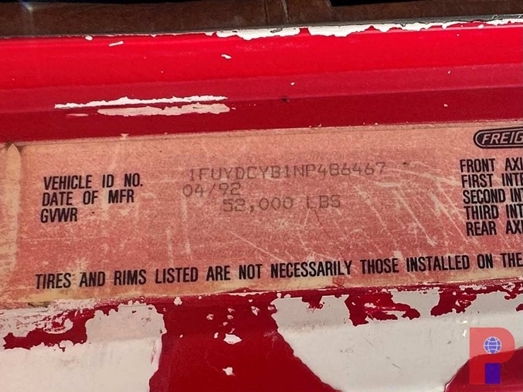 1992-freightliner-fld120-image-14