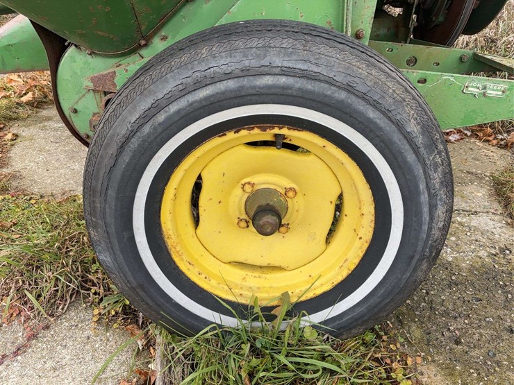 john-deere-no.8-image-36