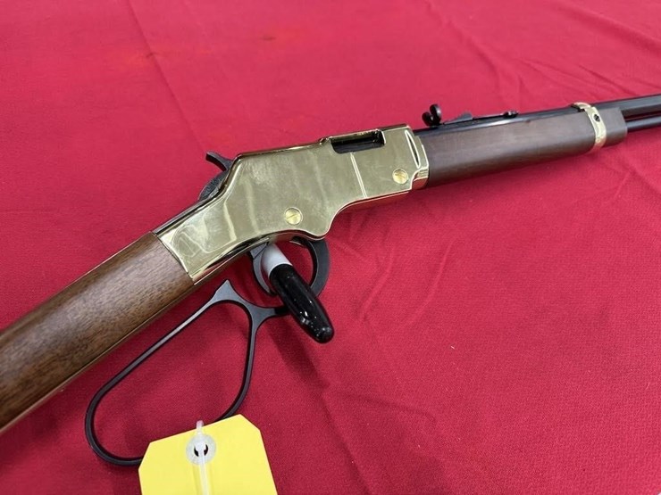 henry-model-h004l-.22-s,l,lr-rifle-image-1