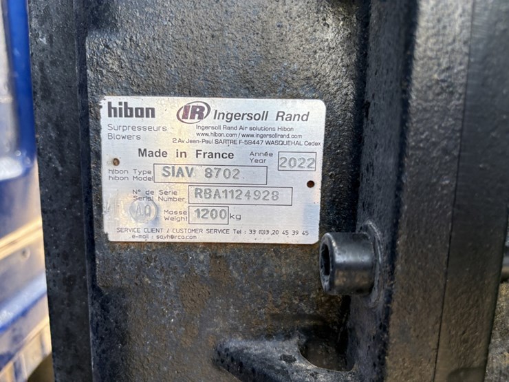 2023-western-star-49x-image-8