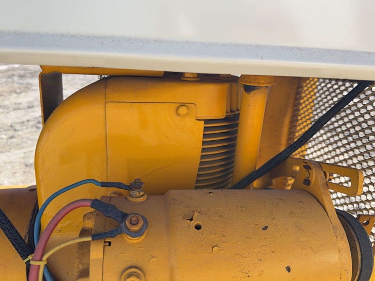 cub-cadet-100-image-27