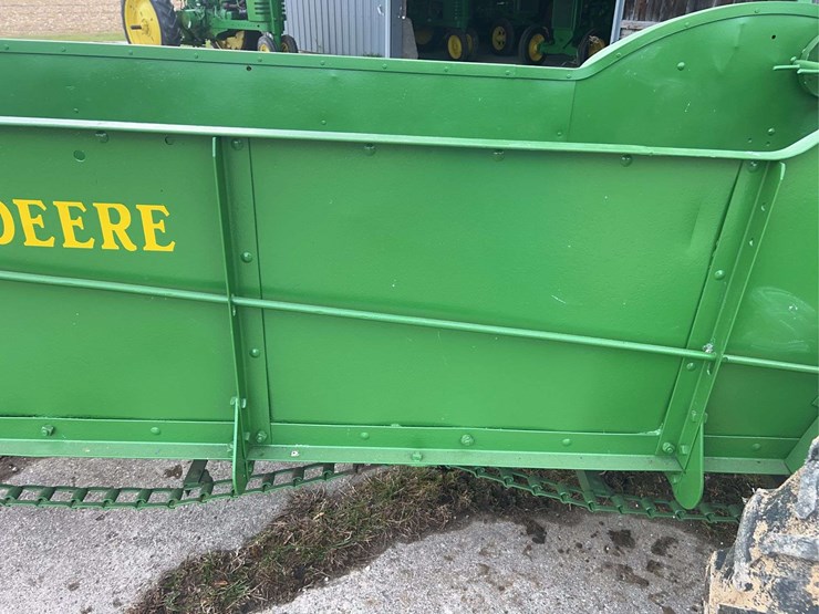 john-deere-model-h-manure-spreader-image-36
