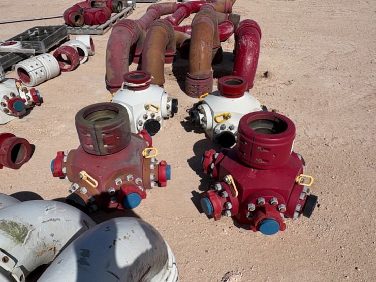 8-nov-quicklatch-big-bore-fracmaxx-flow-iron-pipe-package-image-4