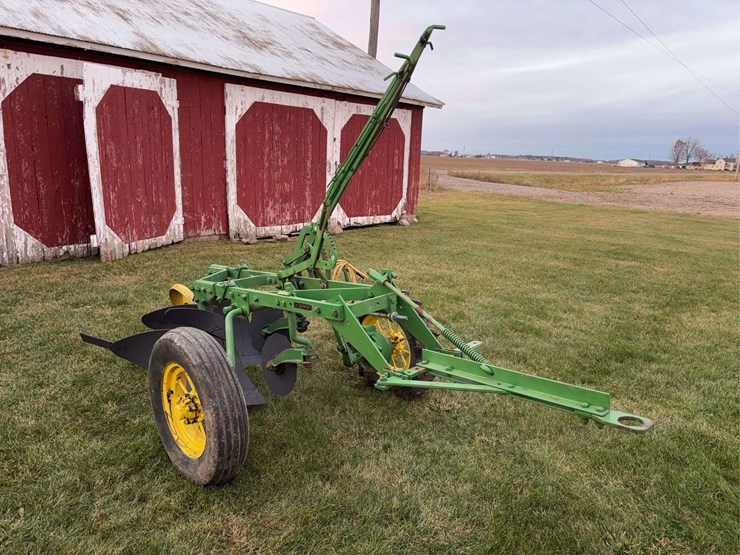 john-deere-14-image-3