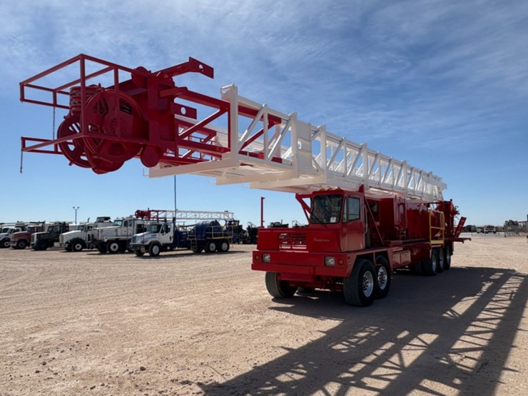 2008-cameron-c-600-5-axle-dd-well-service-rig-image-2