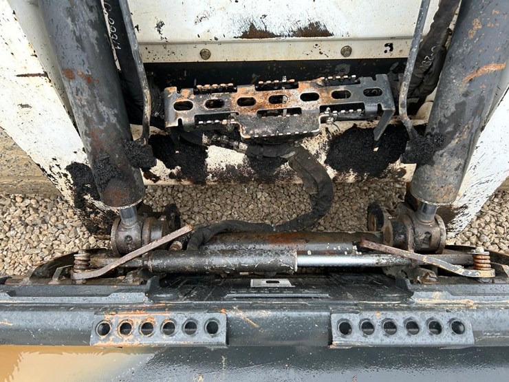 2019-bobcat-t870-image-10