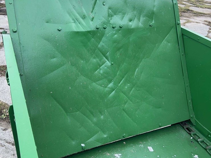 john-deere-model-h-manure-spreader-image-39