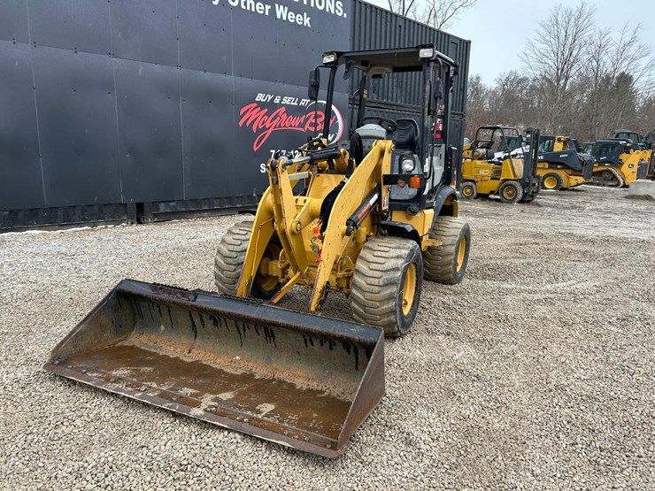 caterpillar-903d-image-8