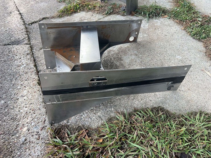 reproduction-john-deere-unstyled-l-hood-and-panel-image-9