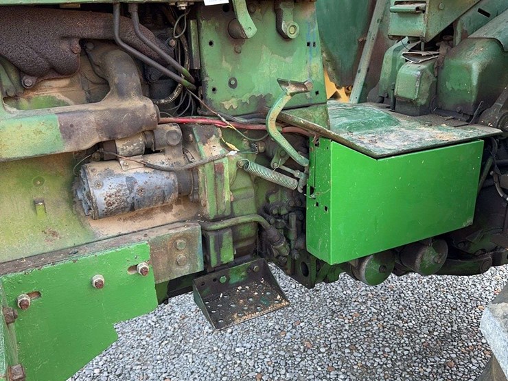 john-deere-4020-image-17