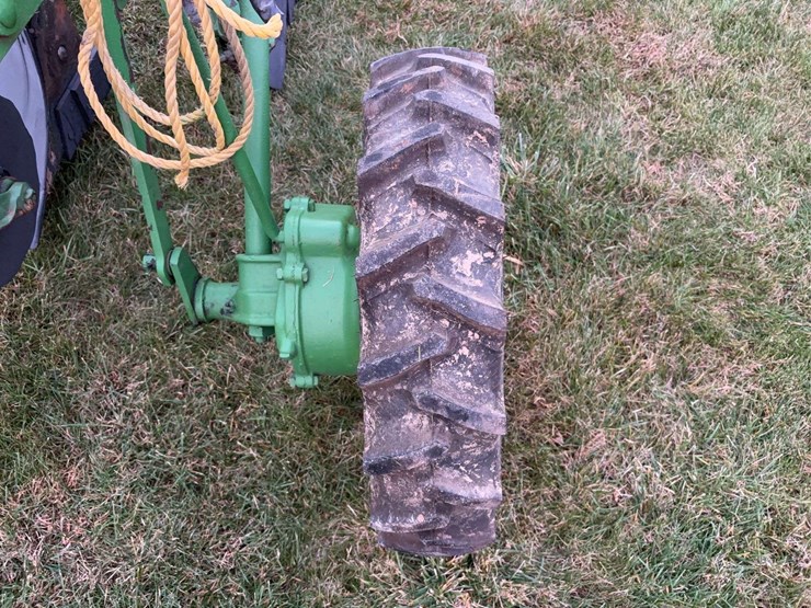 john-deere-14-image-13