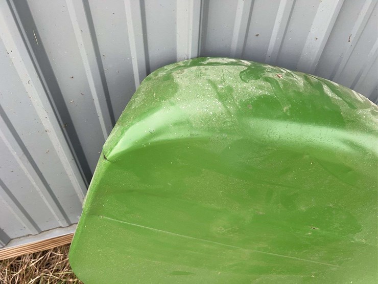 john-deere-model-h-fenders-and-brackets-image-13