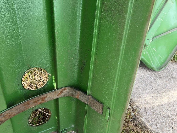 john-deere-model-h-hood-and-grille-panels-image-29