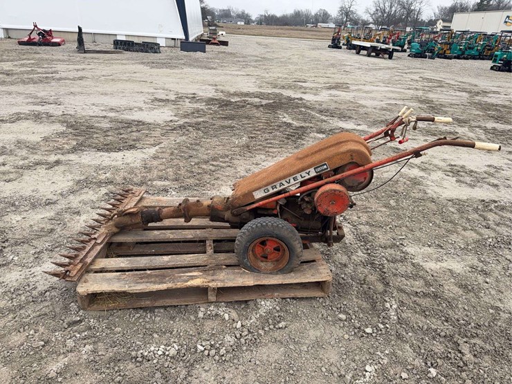gravely-walk-behind-sickle-mower-image-2
