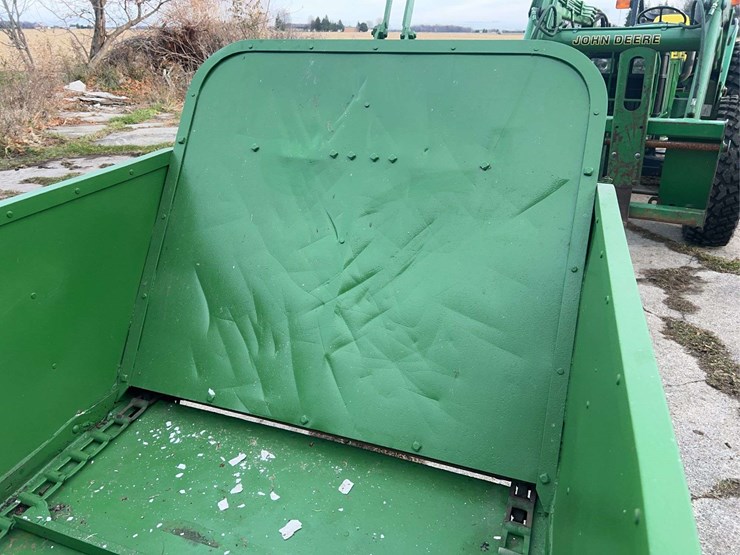 john-deere-model-h-manure-spreader-image-22