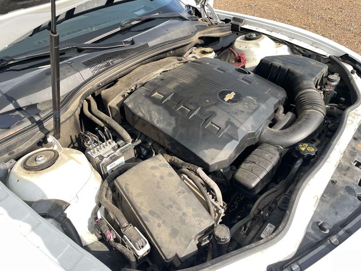 2012-chevrolet-camaro-2-door-coupe-(152,885-miles)-image-8